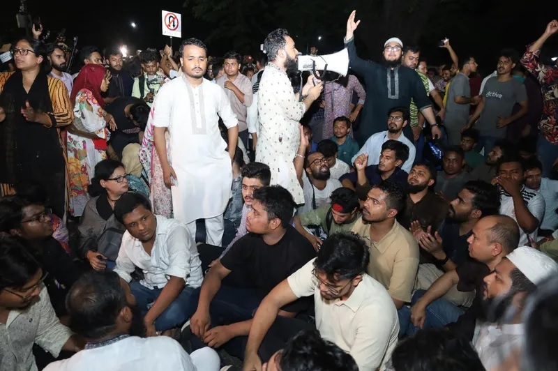 যুবলীগ ও স্বেচ্ছাসেবক লীগ নিষিদ্ধ হতে যাচ্ছে: আসিফ মাহমুদ 